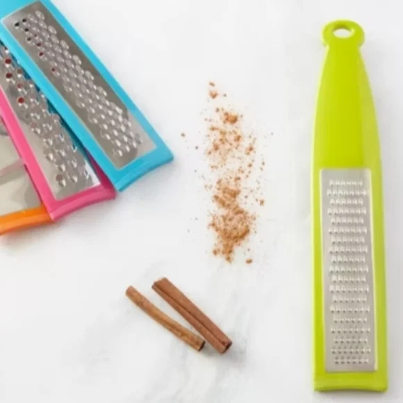 NWT Colorful Kitchen Grater Set - Picture 3 of 3